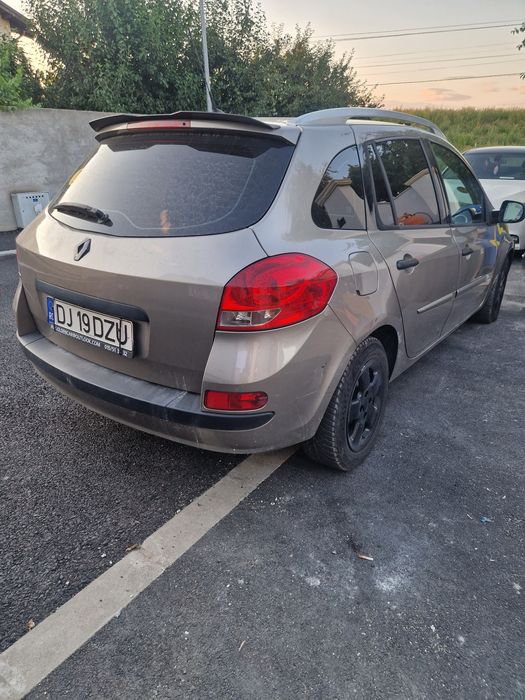 RENAULT Clio