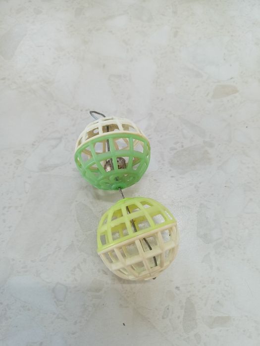 Продам клетку для попугаев