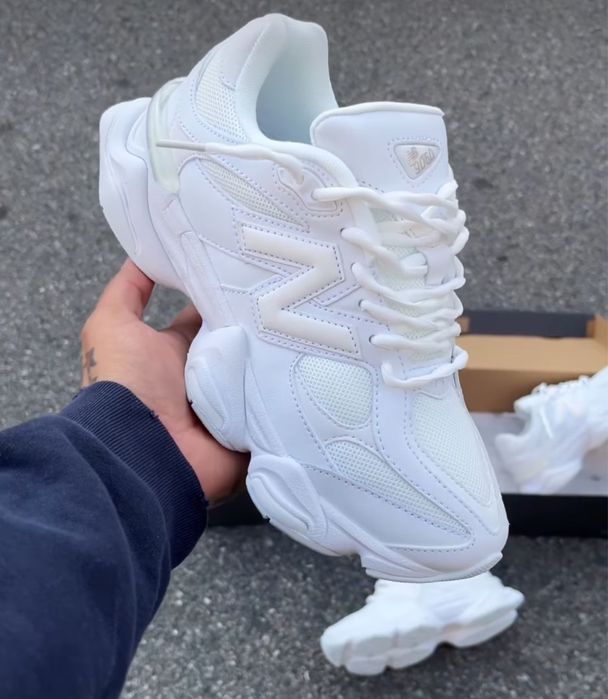 Adidasi new balance 9060