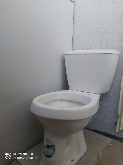 Туалет Б/У в рабочем состояние