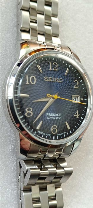 Продавам нов часовник ,, Seiko "