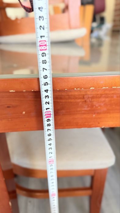 Разтегателна маса със 4 стола