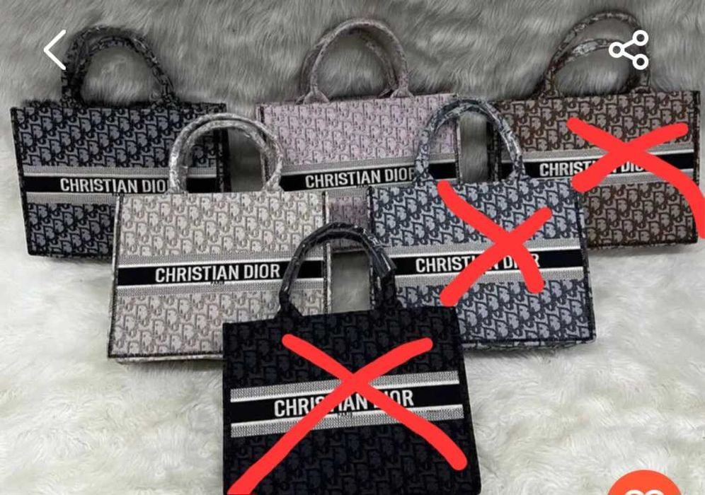 Спортно елегантни дамски чанти