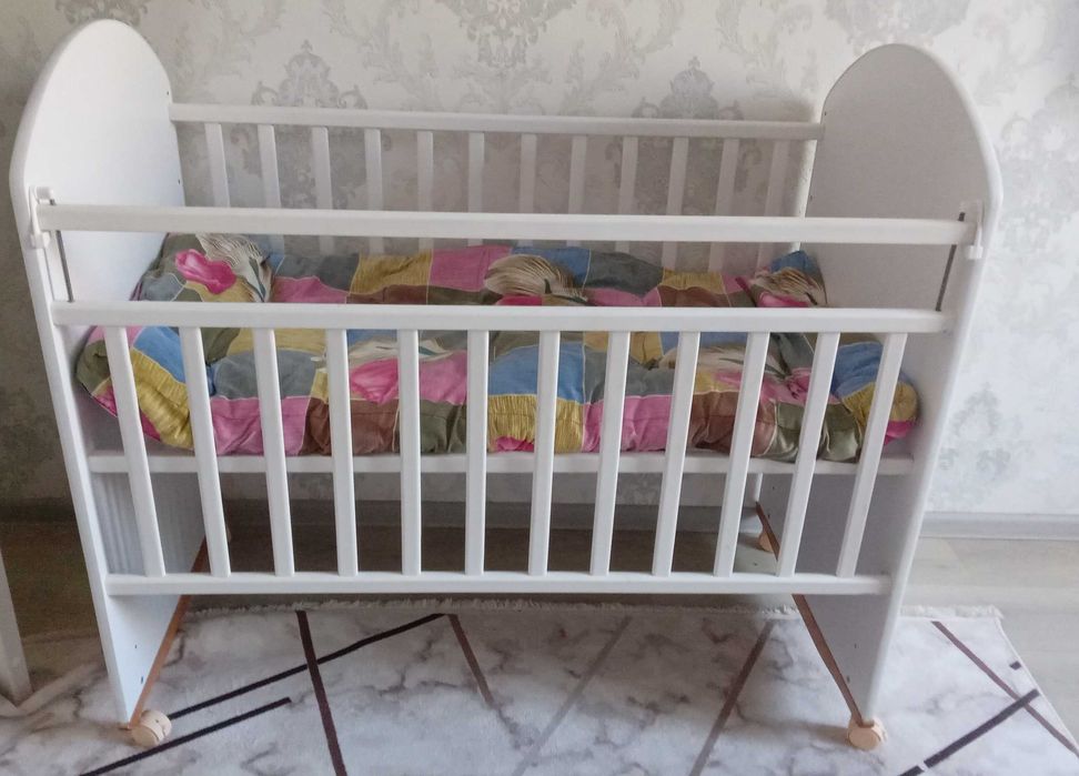 Продам детскую кроватку!