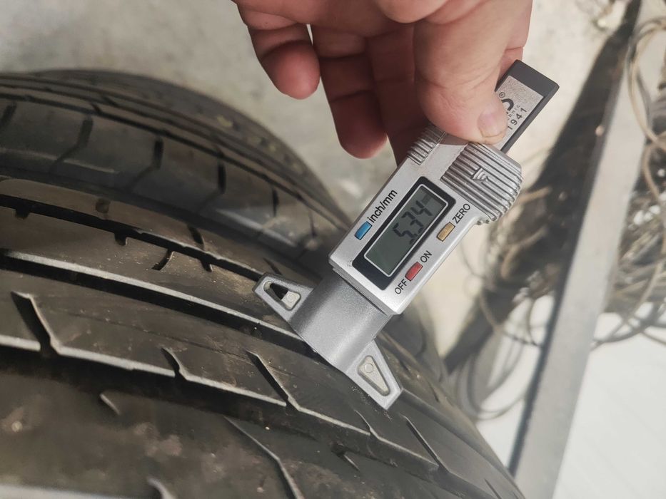 4бр.летни гуми 235/55/19 Kumho