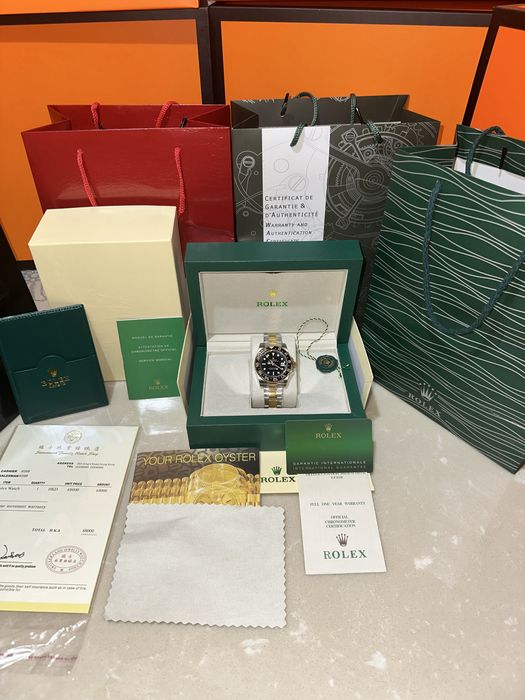 Ceas Rolex GMT-MASTER II Semigold/Black Dial