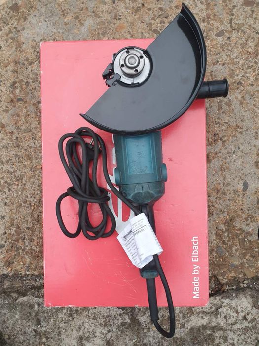 Оригинални ъглошлайфи Макита GA9050R и Бош GWS1400