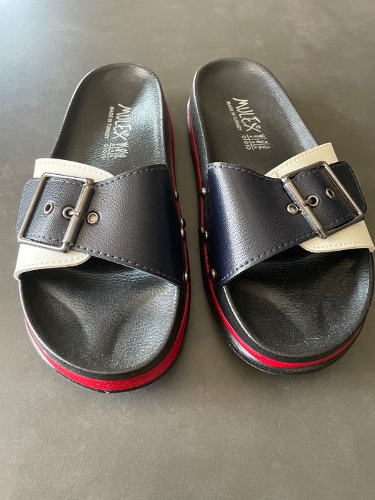 Продавам дамски обувки