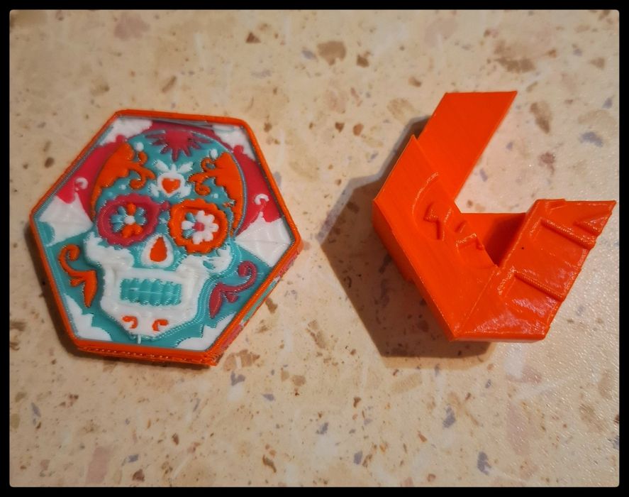 Два лабкойна хитове.