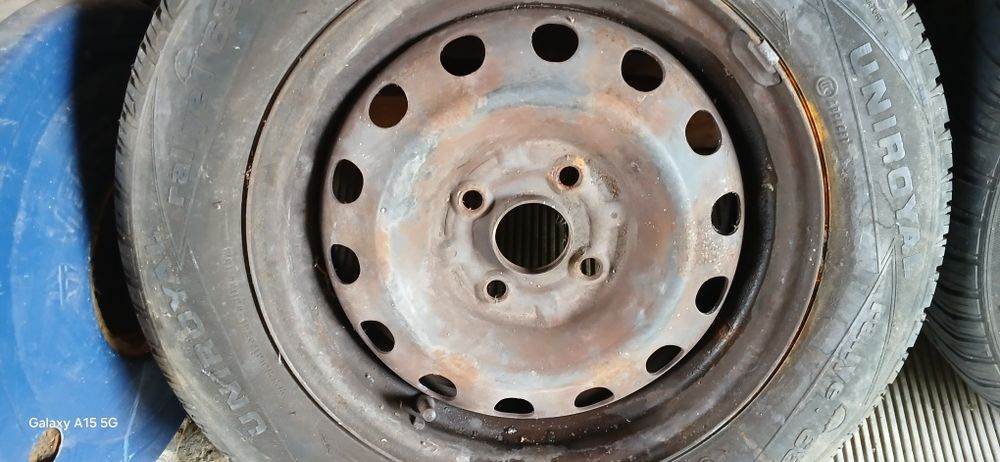 Летни гуми с метални джанти  185 65 R14