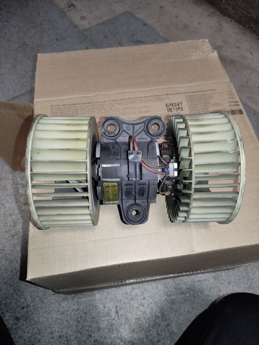 Продам моторчик печки BMW E39