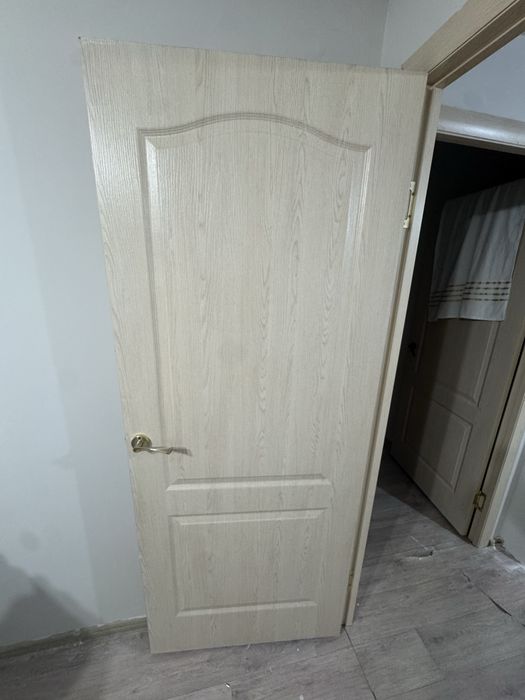 Продам межкомнатные двери