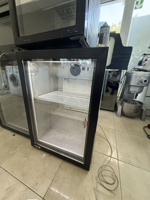 Хладилна витрина UGUR 60/87см