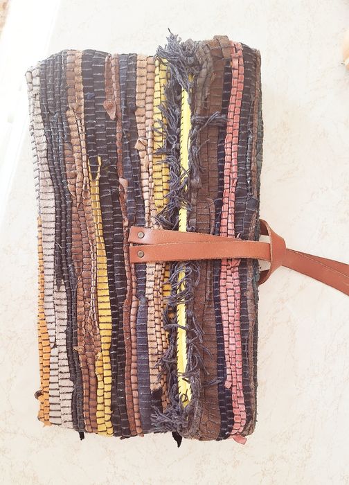 Клъч от кожа уникален