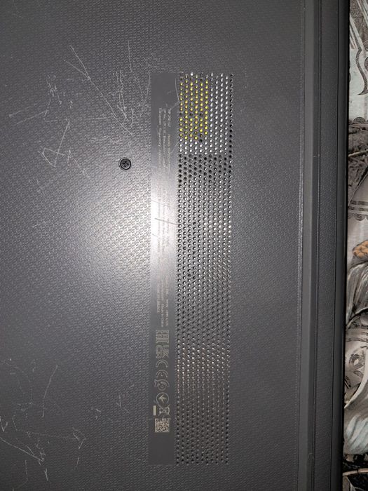 Продаётся срочно ноутбук