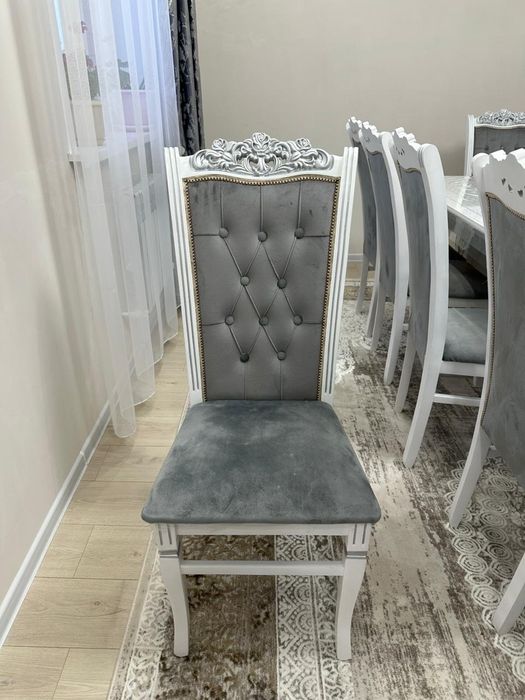 Гостевой стол со стульями. Комплект.