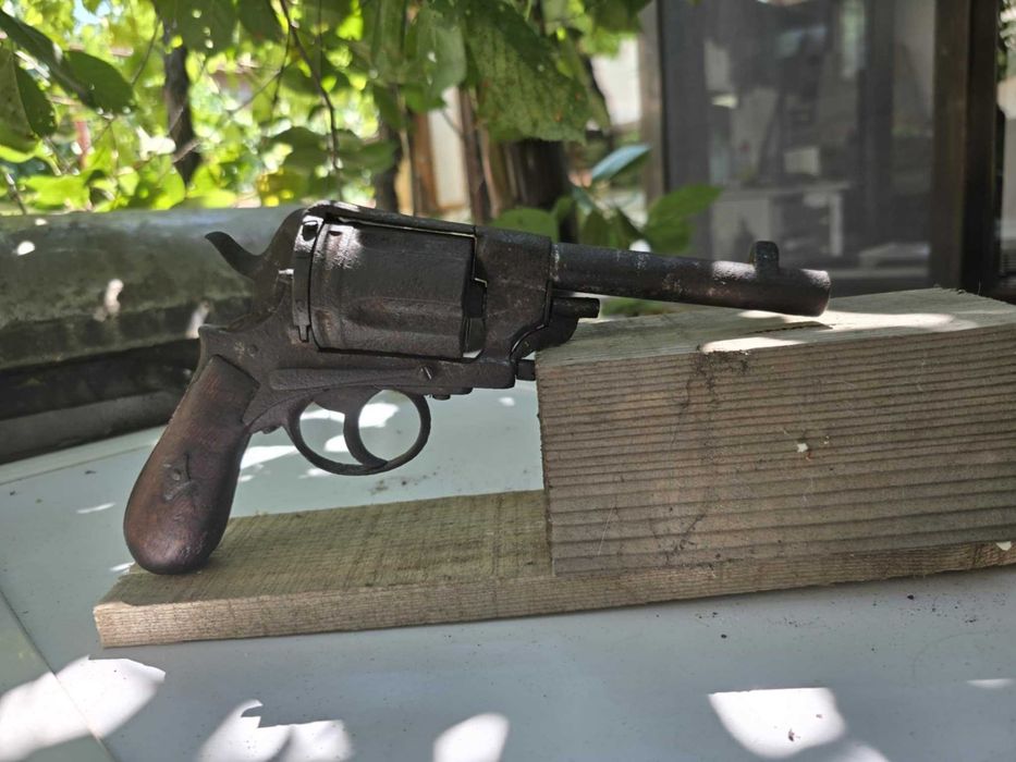 Револвер TORO – Монтенегро, Франция (ок. 1870 г.)