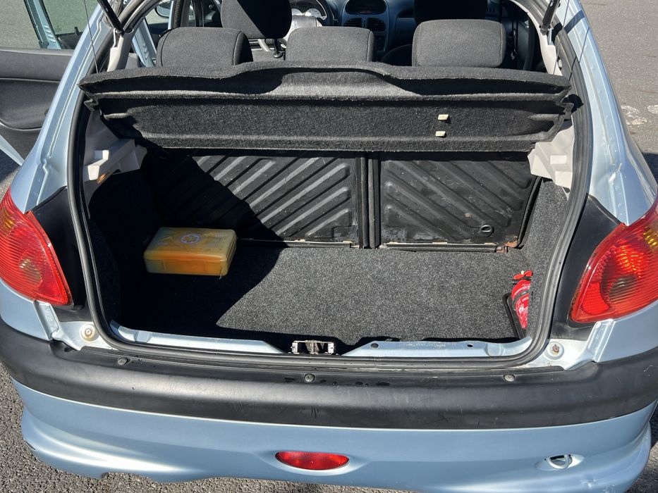 Vand autoturism Peugeot 206