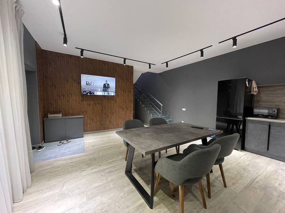 Коттедж. Парк Дустлик 0.7 соток 2 уровня 4 комнаты 138 м2