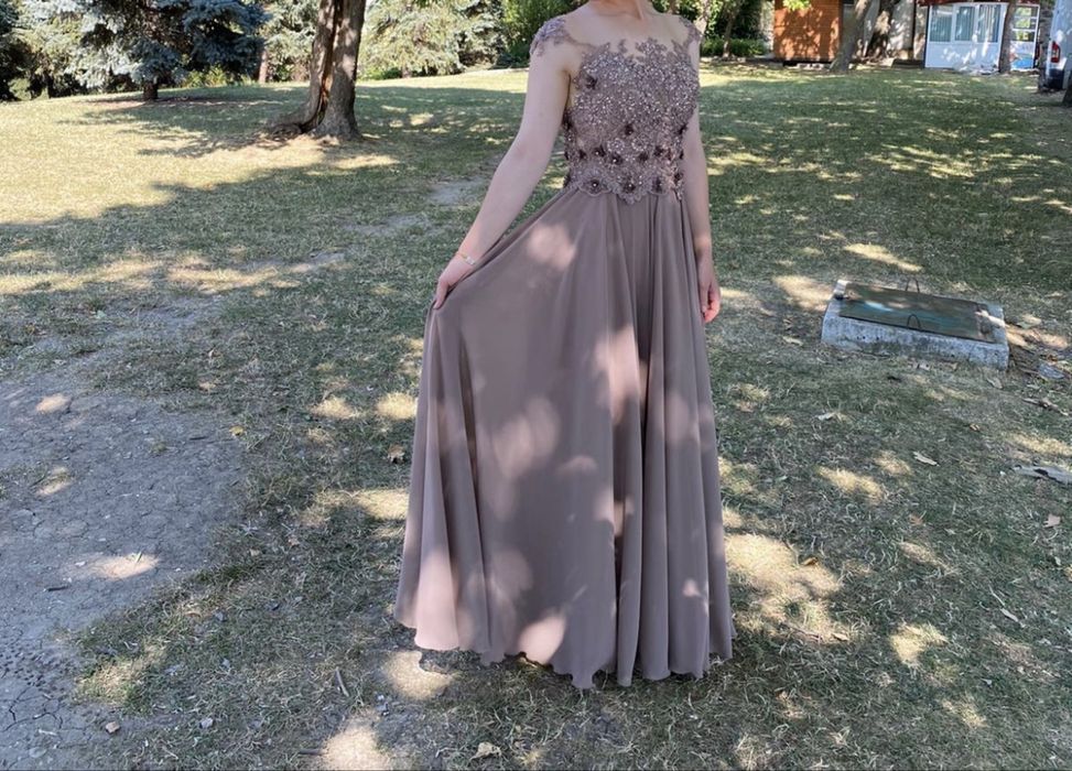 Официална дамска рокля