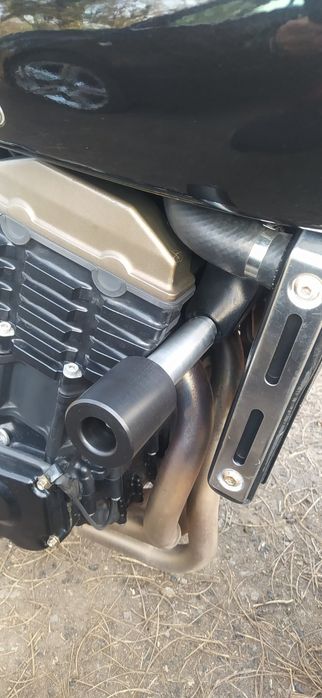 Изработвам на струг краш тапи за всички видове мотоциклети