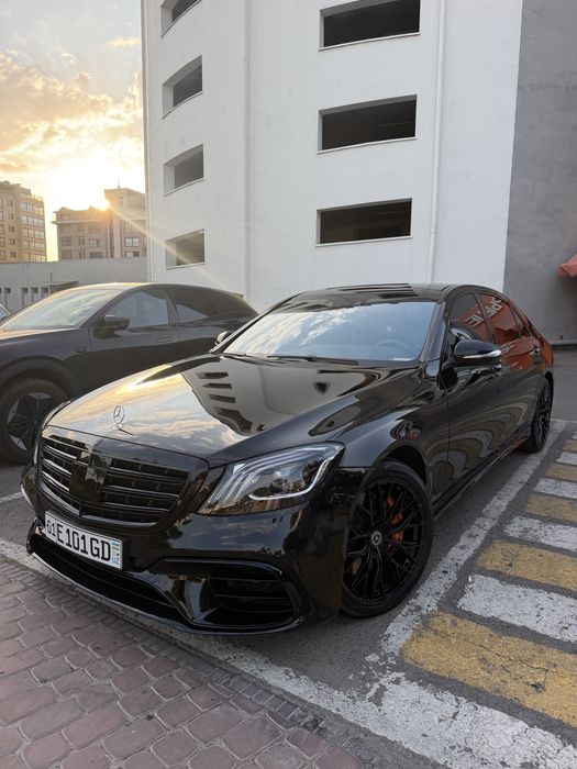 Mercedes Benz W222 S550