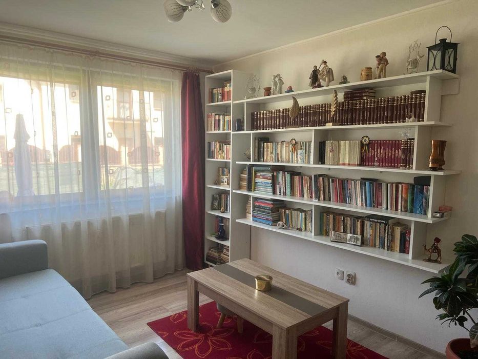 Duplex  mobilat si utilat ,de vanzare in  Sura Mare