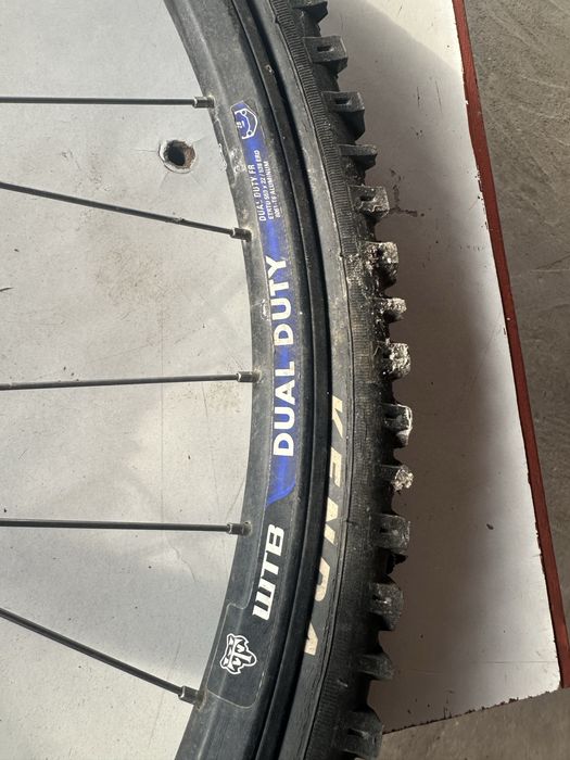Vand o roata/ janta spate pentru bicicleta pe 26