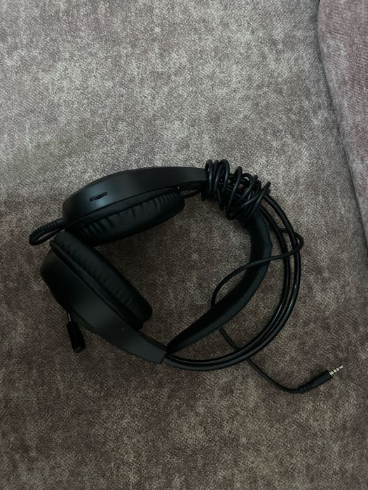 Продам наушники в отличном состоянии