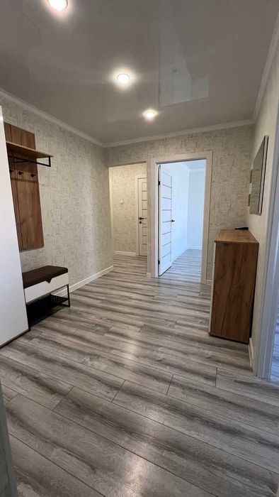 Продам 3 ком. квартиру. Район 19 мкр.