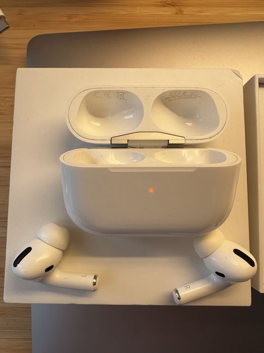 Casti bluetooth Airpods pro