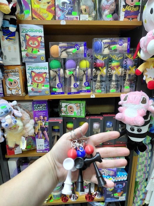 Kendama , pill , mini, grip , X. Copii Krom si Sweets. Doar Timisoara