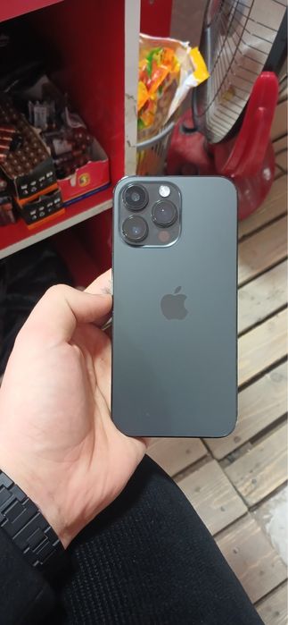 Iphone 14 pro max xolati zor  ochilmagan 256 talik yomkosti 86 %