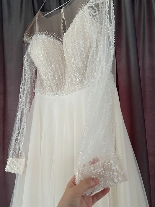 Rochie mireasă albă …………