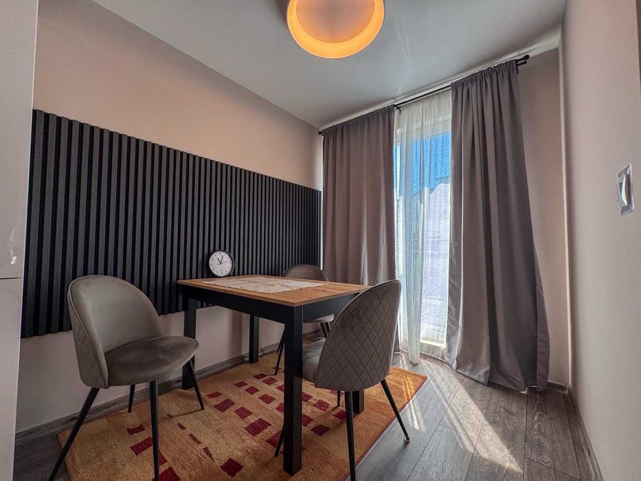 Дава се под наем Двустаен апартамент в Бургас, Център - 65 кв.м за 867 € - Снимка #5