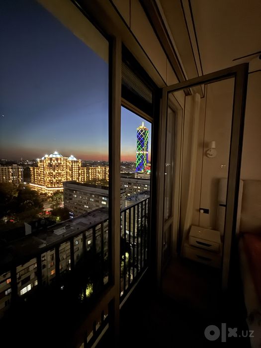 Продается квартира собственник Bobur residence
