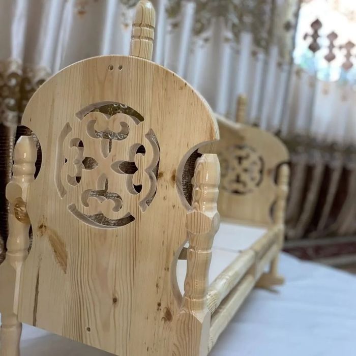 Бесік ағаштан жиналмалы