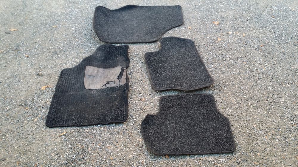 Продажба на използвани стелки за кола