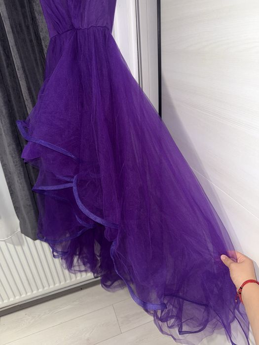 Rochie de nunta eleganta cu trenă