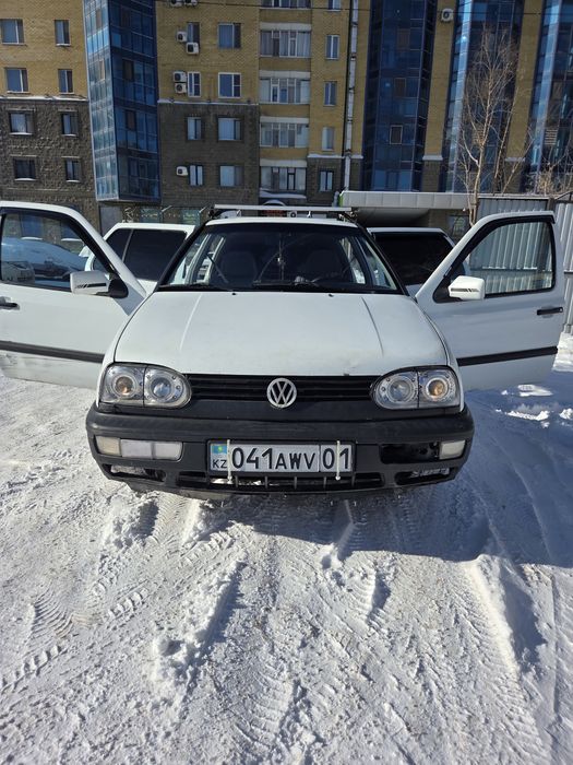 Golf 3 хачбек машина работяга