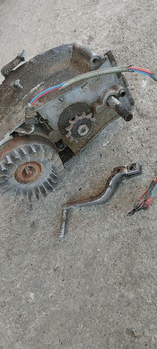 Motor moped Metrom recondiționat în Italia, complet – ideal restaurare / piese