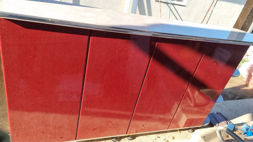 Pult bar sau sufragerie