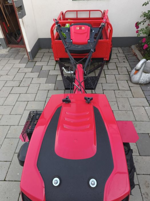 Vând Motocultor de 10 CP