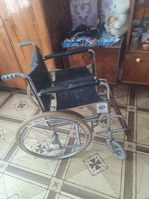 Инвалидной коляска