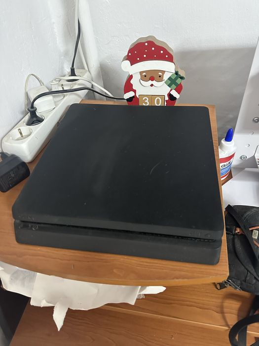 Playstation PS4 slim