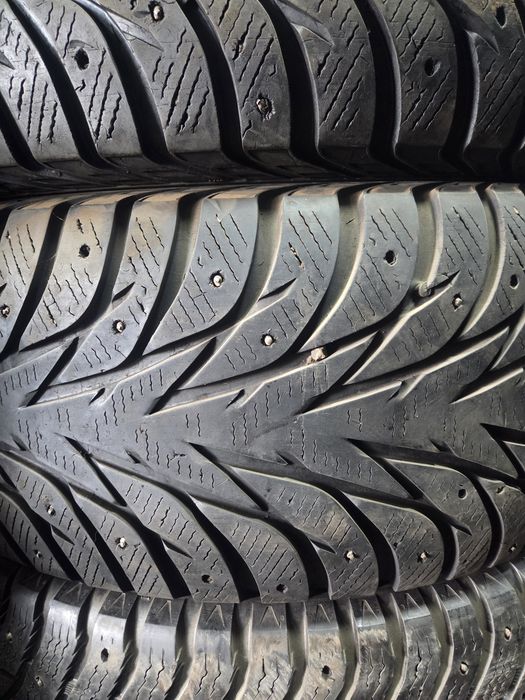 Продаю резину 285×60 R18