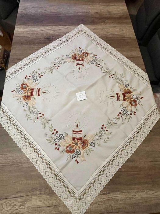 Празнична покривка