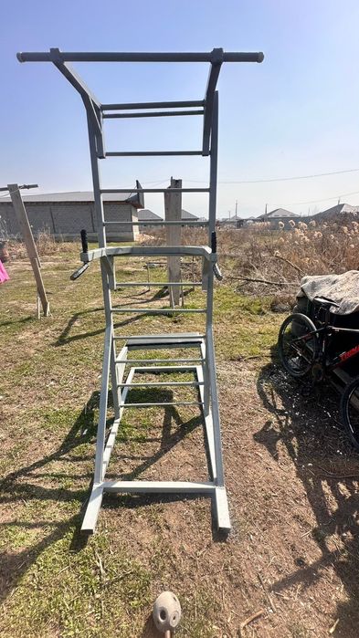 Турник брусья пресс