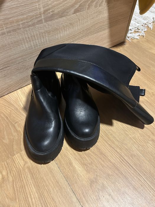 Нови дамски ботуши