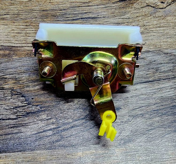 Ручка багажника.